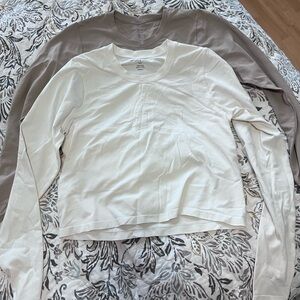 Women's White Long Sleeve Crop Top